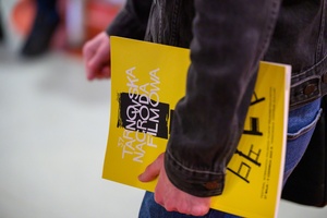 37. TNF - Dzień 1 (27.05.23) - Katalog 37. TNF w ręku festiwalowicza