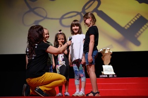 37. TNF - Dzień 6 (1.06.23) - Animacje dla dzieci w sali kinowej przez Zespół Edukatorów Filmowych ZEF