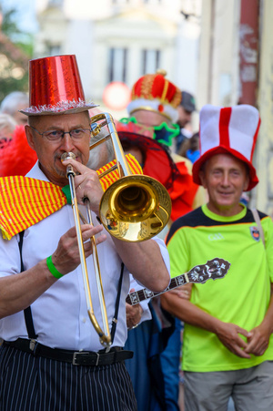 Starówka Jazz Festival - 30.06.2023 - Parada nowoorleańska na tarnowskim Rynku.