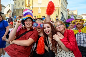 Starówka Jazz Festival - 7.07.2023 - Parada nowoorleańska. Przejście z Rynku do Amfiteatru letniego