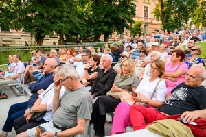 Starówka Jazz Festival - 7.07.2023 - Publiczność w Amfiteatrze Letnim