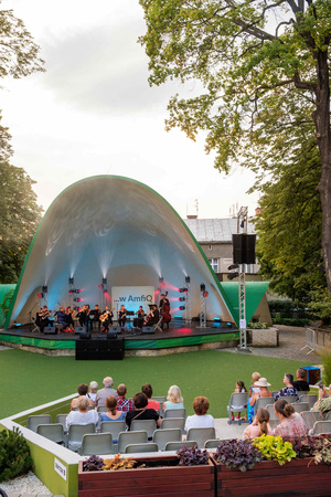 Koncert "Spanish Night" - Polish Art Philharmonic ft. Tomasz Radziszewski - Koncert. Orkiestra scenie.