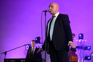 Był Sobie Blues - 18.08.2023 - Na scenie śpiewający lider Shakin' Dudi - Ireneusz Dudek