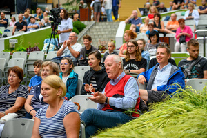 Szanty na Starówce - 26.08.2023 - Publiczność podczas koncertu "Szanty na Starówce"