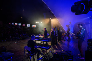 Koncert "Pawel Mazur - Przyjaciele i uczniowie" - Scena tarnowskiego Amfiteatru podczas koncertu.