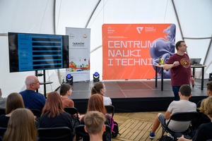 Festiwal Nauki i Techniki - Dzień I - wykłady i pokazy naukowe w Strefie Nauki i Techniki - Rynek
