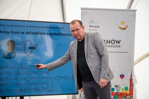 Festiwal Nauki i Techniki - Dzień I - wykłady i pokazy naukowe w Strefie Nauki i Techniki - Rynek