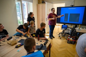 Festiwal Nauki i Techniki - Dzień I - wykłady i pokazy naukowe w Pasażu Odkryć