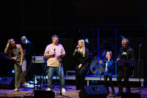 Koncert: 30-lecie S.M.Rock - Scena, występ nauczycieli S.M.Rock oraz gości.