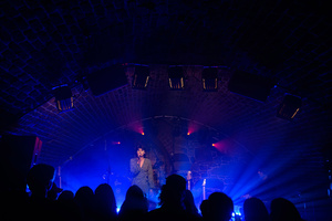 Koncert: Pięć lat i setny koncert Sad Smiles - Publiczność uczestnicząca w koncercie kolektywu Najmniejszej Sceny Świata