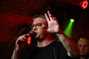 Koncert S.M.Rock - 14.03.2023 - Scena S.M.Rock w akcji - Nauczyciele występują.