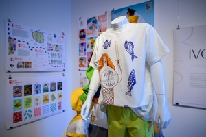 Wernisaż wystawy Przeskok - Prace dyplomowe studentów Wydziału Sztuki Akademii Tarnowskiej eksponowane w Galerii TCK