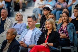 38. TNF - Dzień 1 (31.05.2024) - Amfiteatralna publiczność w oczekiwaniu na koncert Tomka Ziętka