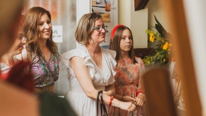 Wernisaż wystawy - Letnie Przesilenie - Pracownia Plastyczna TCK, otwarcie ekspozycji przy udziale autorów i publiczności.