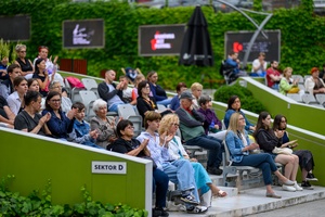 Koncert fletowy Summertime Symphony - Zasłuchana w koncercie publiczność