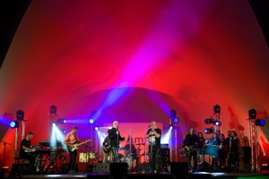 Koncert: Rock na Starówce - Na scenie w utworze finałowym wykonawcy koncertu Rock na Starówce