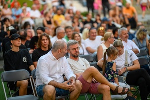 Koncert: Rock na Starówce - Publiczność w oczekiwaniu na koncert Rock na Starówce