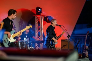 Koncert: Rock na Starówce - Na scenie zespół Pawła Mazura