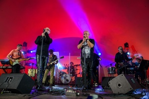 Koncert: Rock na Starówce - Na scenie w utworze finałowym wykonawcy koncertu Rock na Starówce