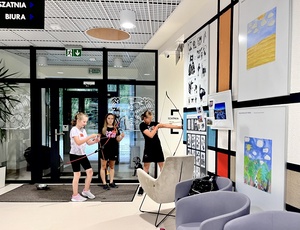 Olimpiada na górce - Dom Kultury Westerplatte - Uczestnicy olimpiady podczas jednej z konkurencji.