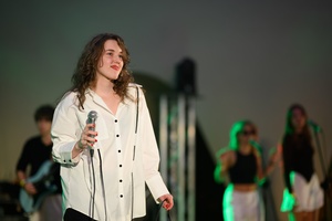 Koncert: Bored Students Orchestra - Na scenie solistka Karolina Gardian