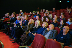 100 lat kina M. - Spotkanie ze Stanisławem Janickim oraz projekcja filmu niemego „Codzienne marzenia” - Publiczność w sali kina Marzenie