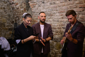 Koncert: BIOS - Zespół BIOS przed koncertem w Piwnicach TCK