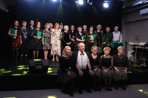 koncert karnawałowy - Członkinie zespołu STOLAT wraz z zaproszonymi gośćmi