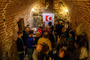 Koncert: Dikanda - Wspólne zdjęcia oraz podpisywanie płyt przez artystów przy stoisku z merch'em zespołu Dikanda