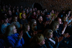 Koncert: Dikanda - Publiczność podczas koncertu zespołu Dikanda