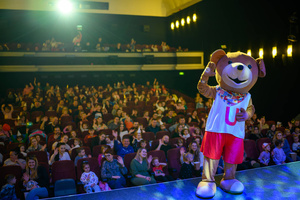 Rozmarzone poranki: Nowe przygody Misia Uszatka - Miś Uszatek oraz Agnieszka Hołda - Myśliwiec z publicznością