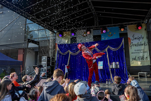 Święto Grabówki - Na scenie iluzjonista Marek Polak