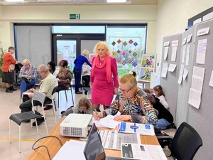 "W pełnym wymiarze" - Prowadzące warsztaty wraz z grupą uczestników