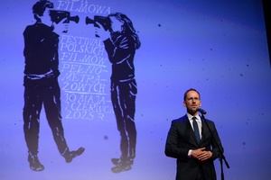 39. TNF - Dzień 1 (30.05.2025) - Na scenie prezydent Tarnowa Jakub Kwaśny oficjalnie otwiera 39. TNF