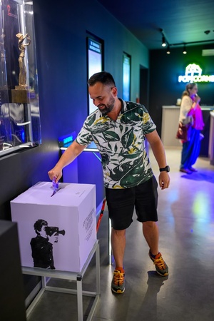 39. TNF - Dzień 1 (30.05.2025) - Widz oddający swój głos na film konkursowy