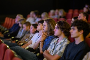 39. TNF - Dzień 1 (30.05.2025) - Festiwalowa publiczność w sali kinowej