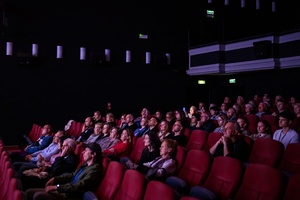 39. TNF - Dzień 1 (30.05.2025) - Festiwalowa publiczność w sali kinowej