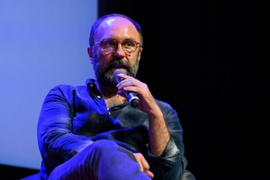 39. TNF: Dzień 3 (1.06.2025) - Na scenie Marzenia, Mariusz Włodarski, producent "Dziewczyny z igłą" odpowiadający na pytanie prowadzącego spotkanie Ryszarda Jaźwińskiego