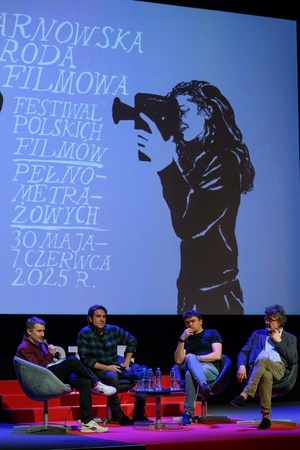 39. TNF: Dzień 6 (4.06.2025) - Na scenie Marzenia od lewej: Kuba Armata, scenarzysta Grzegorz Łoszewski, aktor Marcin Dorociński podczas spotkania z publicznością po projekcji filmu "Minghun"