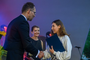 ZDEARZENIA 2025: Gala Kultury i Stypendiów | Koncert Zosi Karbowiak