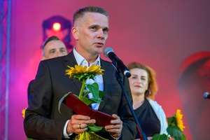 ZDEARZENIA 2025: Gala Kultury i Stypendiów | Koncert Zosi Karbowiak