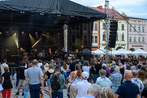 ZDEARZENIA 2025: Dikanda, Ania Karwan