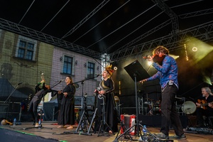 ZDEARZENIA 2025: Dikanda, Ania Karwan