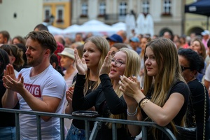 ZDEARZENIA 2025: Dikanda, Ania Karwan