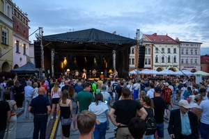 ZDEARZENIA 2025: Dikanda, Ania Karwan