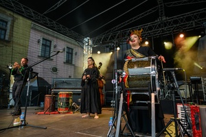 ZDEARZENIA 2025: Dikanda, Ania Karwan