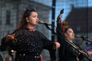 ZDEARZENIA 2025: Dikanda, Ania Karwan