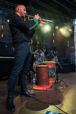 ZDEARZENIA 2025: Dikanda, Ania Karwan