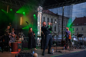 ZDEARZENIA 2025: Dikanda, Ania Karwan