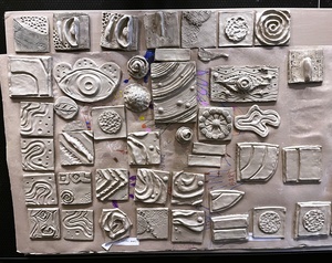 „Kompozycja miejska” - warsztaty ceramiczne - Kafelki ceramiczne